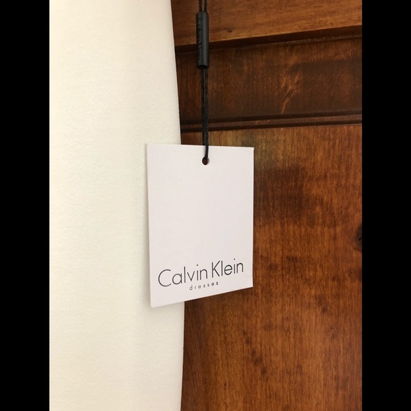 White Calvin Klein bell sleeve dress - Picture 4 of 6